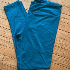 Teal yoga by Fabletics!